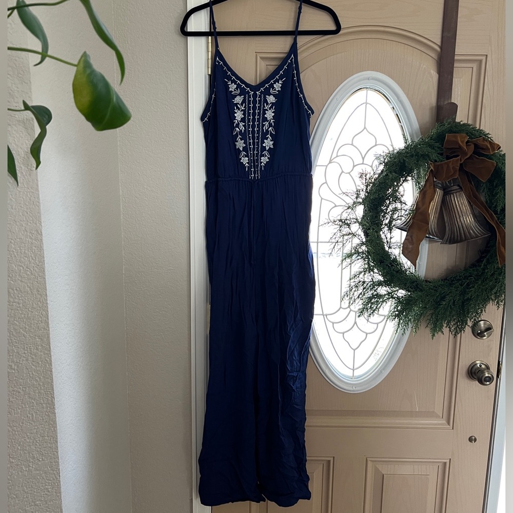Cute Jumpsuit with Embroidery
